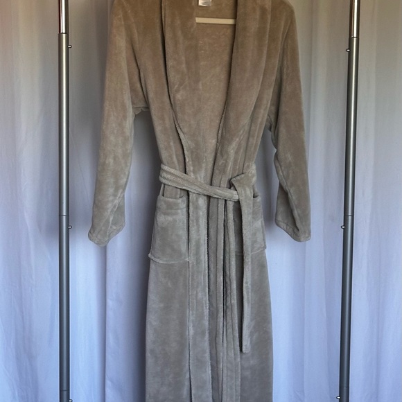 Brookstone Spa Tan Robe - Picture 7 of 10